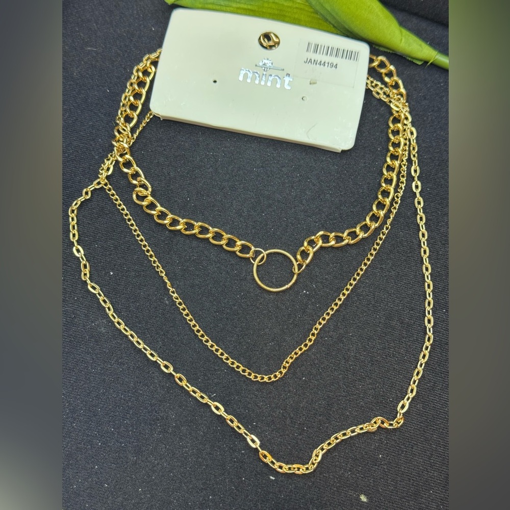 Mint Multi Gold Tone Link Chain Necklace 15-17 inch approx